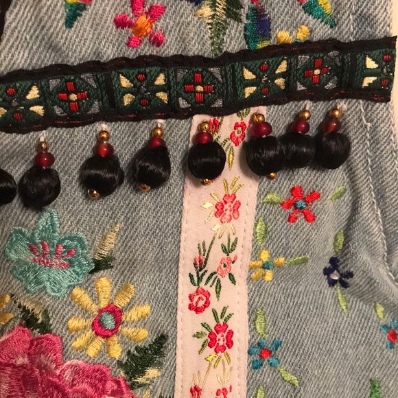 Vintage Denim embroidered vest - Picture 4 of 6
